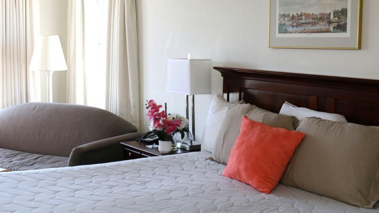 Camden Riverhouse Hotel And Inn Bagian luar foto