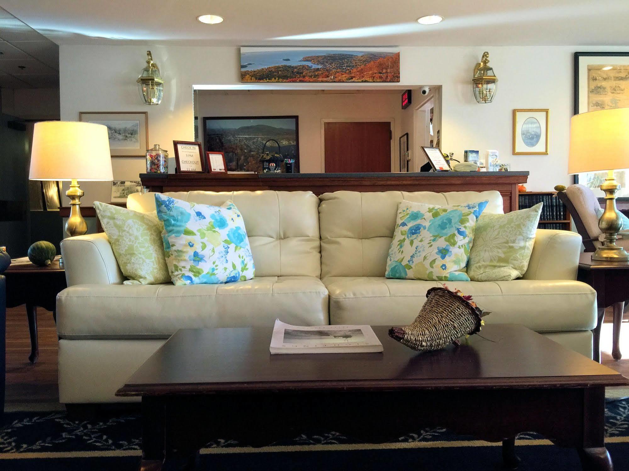 Camden Riverhouse Hotel And Inn Bagian luar foto